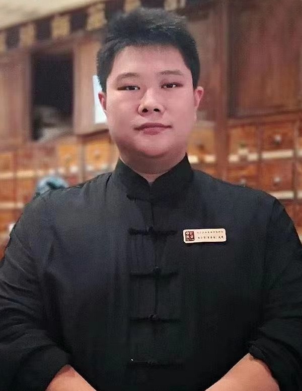 朱小宝（朱春苏）